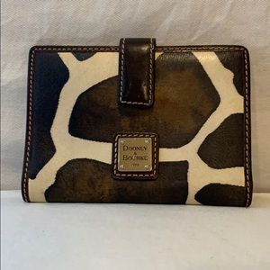 Dooney and Bourke wallet